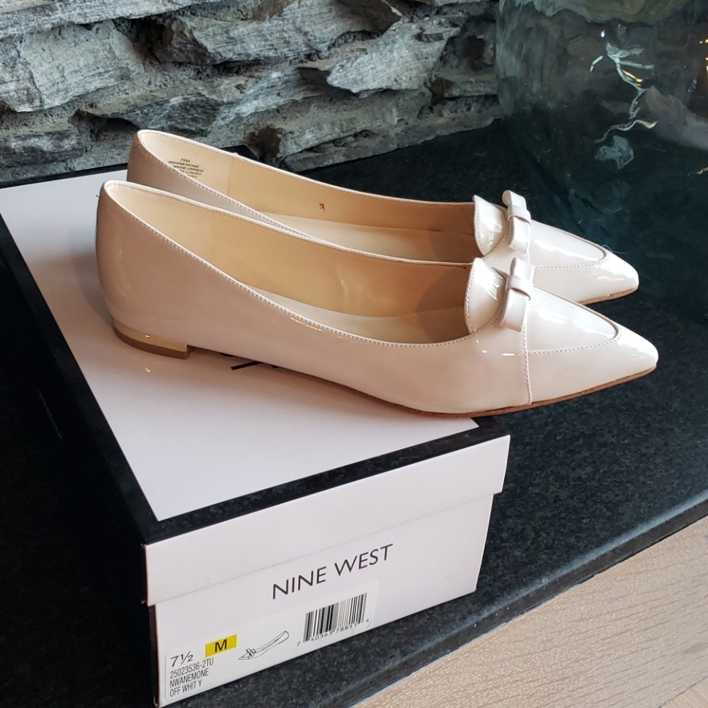 Nine West cream patent flats NIB size 7.5